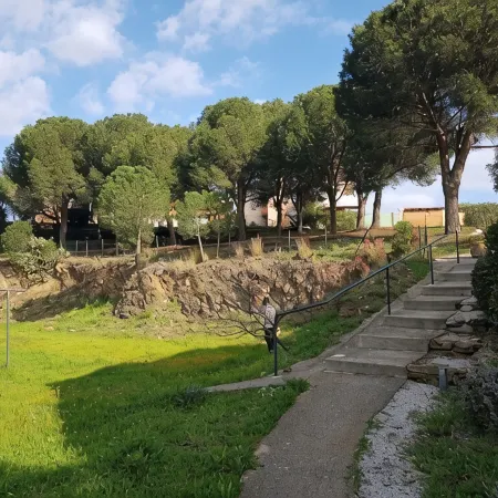Newly renovated apartment 10 minutes from Collioure market. Ideal for families.