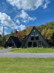Modern guesthouse in Mad River ValleyFernstone
