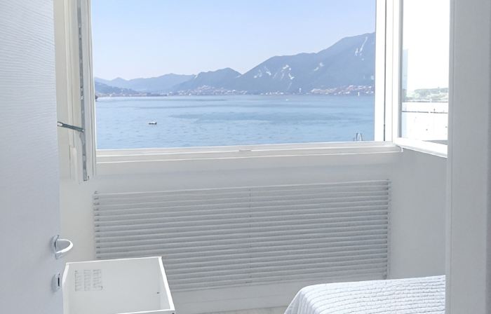 Iseo Lake View - the window on the harbor