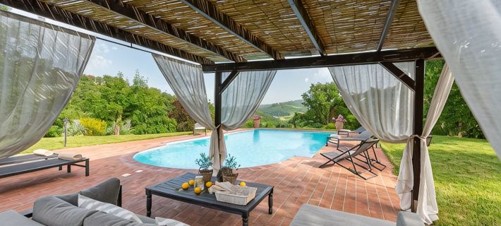 Villa Rosaspina from 1700's. Private pool, Air-conditioning, Jacuzzi, DSL/Wi-Fi Hotels in Todi