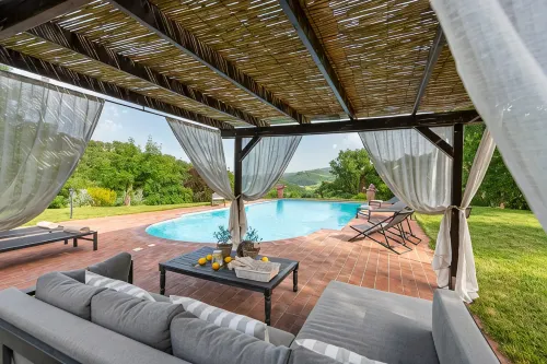 Villa Rosaspina from 1700's. Private pool, Air-conditioning, Jacuzzi, DSL/Wi-Fi