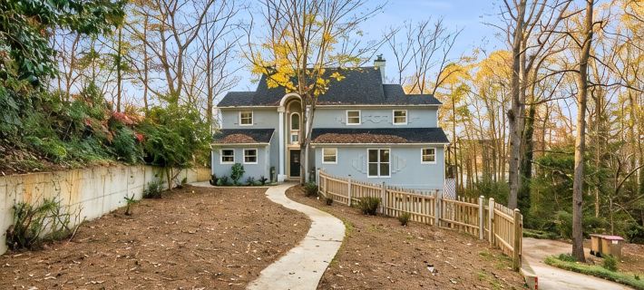 Luxury Lakefront Retreet 4-4, Spacious, Party Dock with Sunsets and Sandy Beach! Hotele w: Hall County