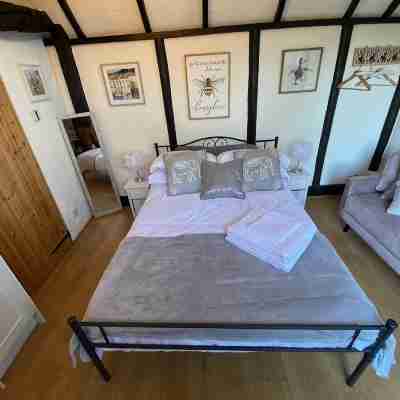 Windsor / Ascot / Bracknell Beautiful Barn Rooms