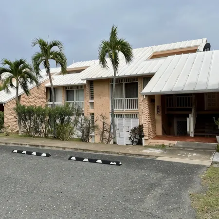 Sunset Reef: An Oceanfront 3 Bedroom Condo in Gentle Winds