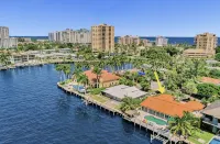 Views-Views-Views!  Intracoastal Waterfront Property Walking distance to Beach
