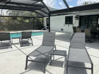 Fort Myers Renovated Luxury Waterfront 3 bed 3 bath with heated pool - Swimmingpools