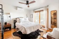 Cabin w/ Mountain Views, Hot Tub, AC, Pet + Family Friendly, WFH, Fireplace
