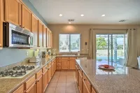 NEW! Luxury Indio Oasis w/ Private Pool & Spa - 자쿠지