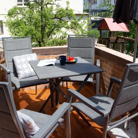 Hufelandstern - Beautiful old building vacation apartment for up to 7 people with e-charging station