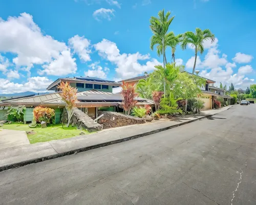 Direct Oceanfront Kalapaki Beach Home, Wrap-Around Lanai, A/C, Views, Sleeps 8 カラパキビーチ周辺のホテル