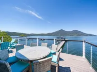 Smiling Otter Retreat! Large Lakefront Luxury House.Pool.Spa.Sauna.Games..Pets - Boutique