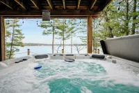 Lake View & Access/Hot Tub/5000 Arcade Games/Pool Table/Pontoon for Rent - WiFi