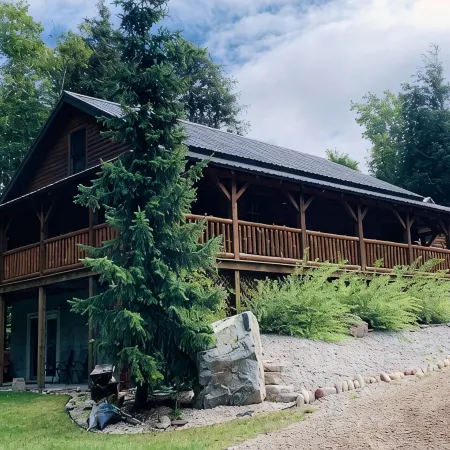 Log Home Located on Lake Muskallonge