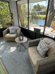 Relax on the beautiful Weeki Wachee River at the charming Seahorse River House!
