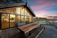 Bodega Bay | Ocean View, Fireplace & BBQ