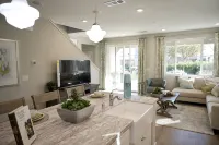 New 4B Home + Loft near Sequoia, EV