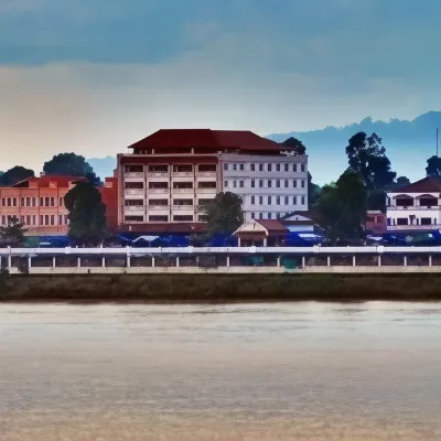 Riverfront Hotel Mukdahan Hotels near Mekong River