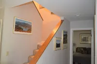 3BR Townhouse, Walk to downtown 3 miles) - 3-Star