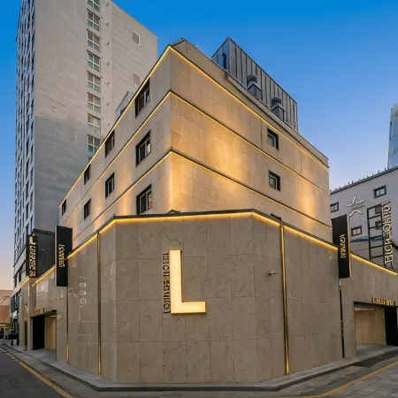 JAMSIL LOUNGE HOTEL Отели рядом с достопримечательностью «Станция метро Gaerong»