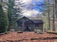 New River, Ashe County, Secluded Log Cabin, West Jefferson Area