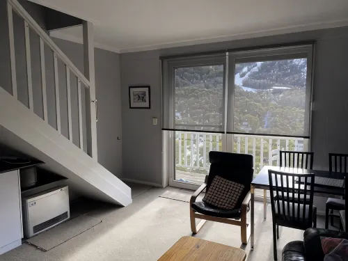 Penthouse 2 Level Apartment with Mountain ViewsUnique Snow Guarantee in Season - Vuoristonäköala