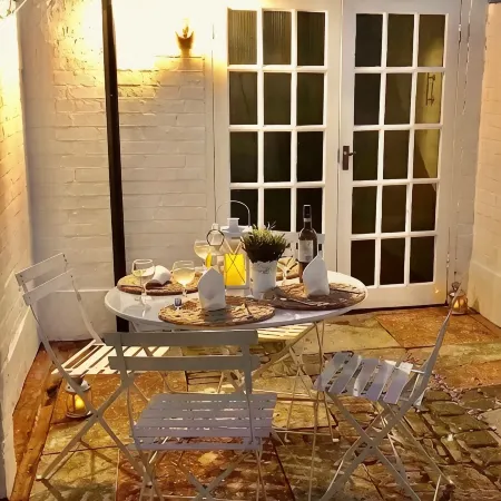 * See over 150 Amazing Guest Reviews on Airbnb * Location * Location * Location