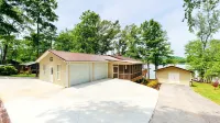 Lake Front house on Watts Bar Lake with large private dock, 2 screen porches