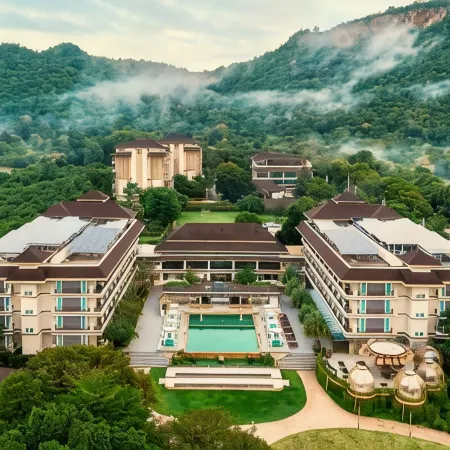 Lacol Khao Yai - A Chatrium Collection