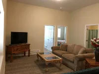 Downtown Cody!!! Spacious Bobbi's Bunkhouse A