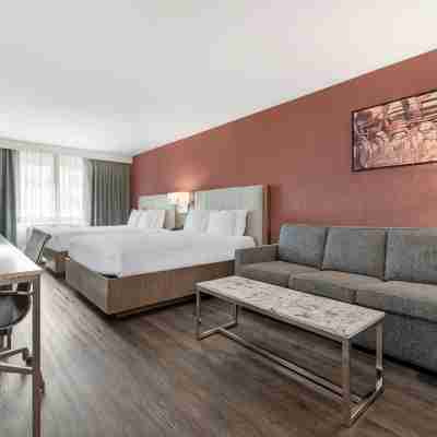 Best Western Plus Temecula Wine Country Hotel & Suites Rooms