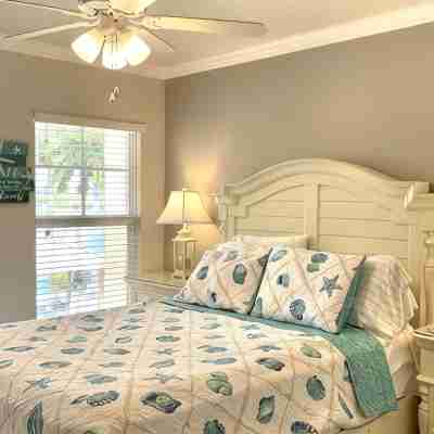 Barefoot Beach Resort A202 Rooms