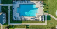 Monkey Island Getaway - Cozy 2BR Condo w/ Pool & Lake access - Pools