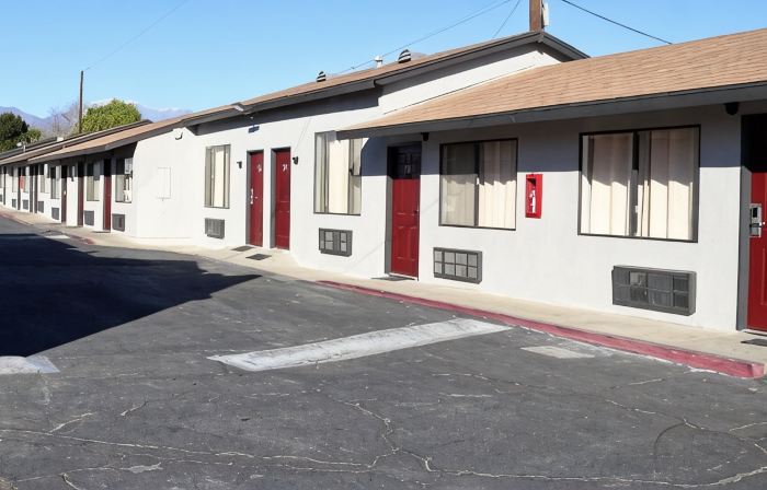 Palm Inn Motel - Montclair