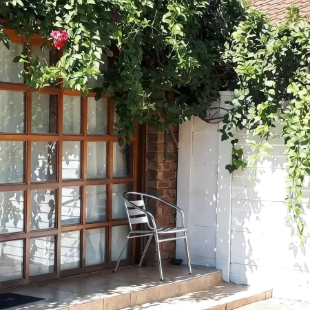 8 Soenie Avenue Self Catering Отели рядом с достопримечательностью «Северная Претория»