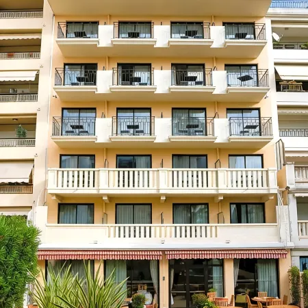 Sun Riviera Hotel