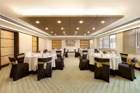 Welcomhotel by ITC Hotels, Alkapuri, Vadodara - breakfast