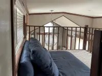 Great Getaway in adorable Cherokee Landing at Indian Lake with AC, WiFi Hotels in Stokes Township