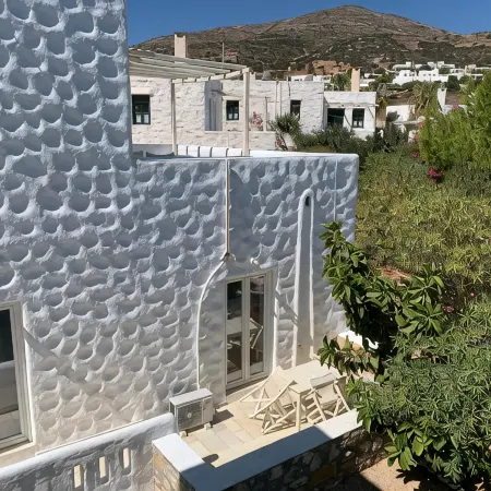 Anezina Village