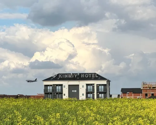KIMMIY Hotel Hotels in Surcin