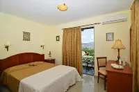 Antilia Apartments - parking