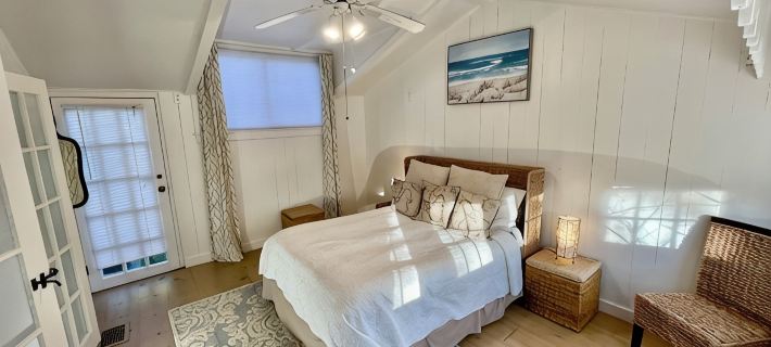 Gosnold Manor 300 Yards To Veterans Park Beach, recently updated home. Hoteles en Hyannis