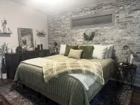 Walkable Harbor Escape Modern 2 Bedroom Getaway - Wifi