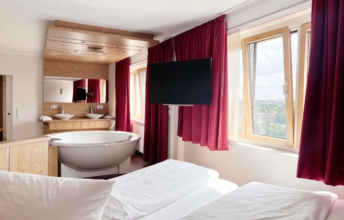 Bettenburg Hotel & Hostel