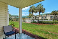 Charming 1-bedroom condo in superb Destin with WiFi, AC - 2-Star
