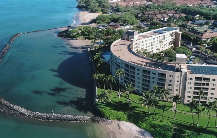 Steps to the Beach! Oceanview Menehune Shores Condo: King Bed, Pool, Split AC
