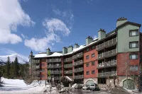 Remodeled Cozy Mountain Modern Ski-in 1 Block to Heart of BreckenridgeHot Tubs - 3 stjerner