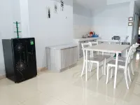 Lippo Carita Kondominium - Iwan - Apartments