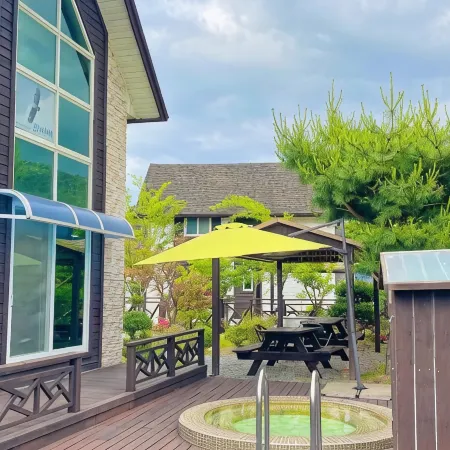 Miryang Apple Pam Luxury Pool Villa Resort