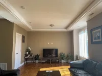 San Francisco - Lovely 3 Bedroom Home with Garage - Bungalows