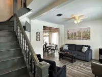 Charming 3-bedroom house in Trout Lake close to trails & lakes. - Homestays